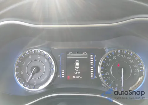 2015 Chrysler 200 Limited z USA, uszkodzony, nr VIN 1C3CCCAB4FN749423